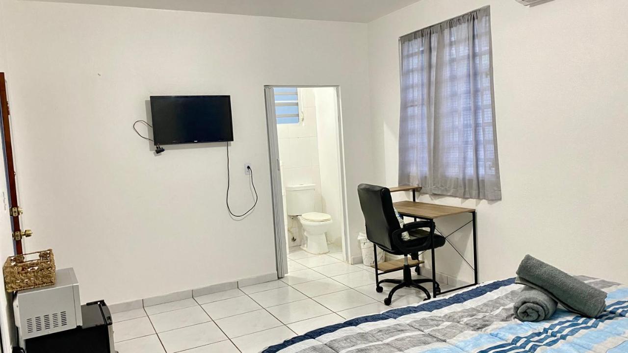 All You Need Studios Walking Distance To Beach Isla Verde San Juan Exteriör bild